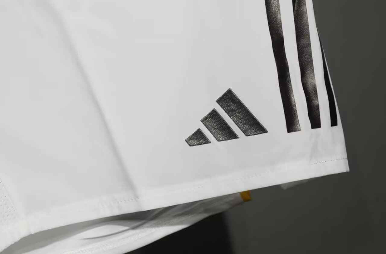 Real Madrid Home Shorts 25/26 Player version