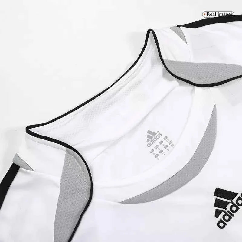 Real Madrid Retro 06/07 SERGIO RAMOS 4 Home Soccer Jersey
