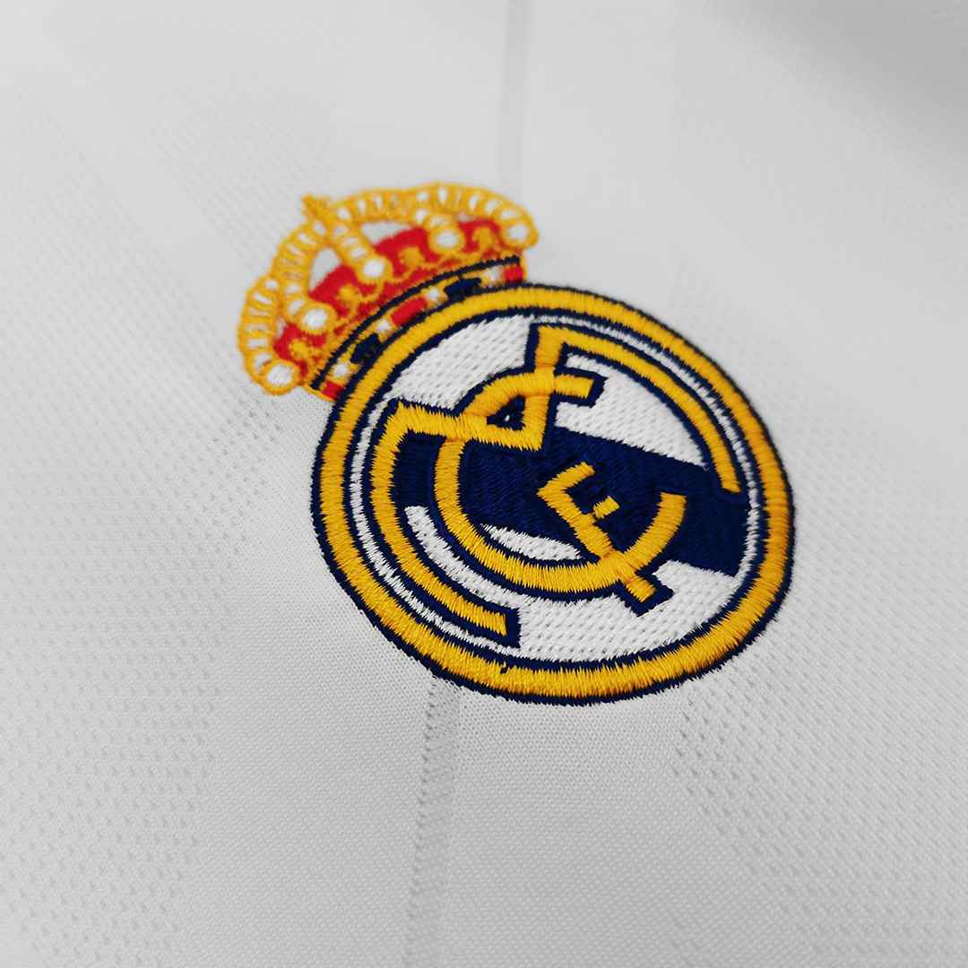 Real Madrid Soccer Jersey Retro Home Long Sleeve 2017/2018 (RONALDO #7)