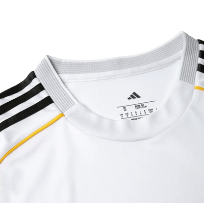REAL MADRID MBAPPÉ #10 HOME SOCCER JERSEY  2025/26 FAN VERSION - Vantyjersey