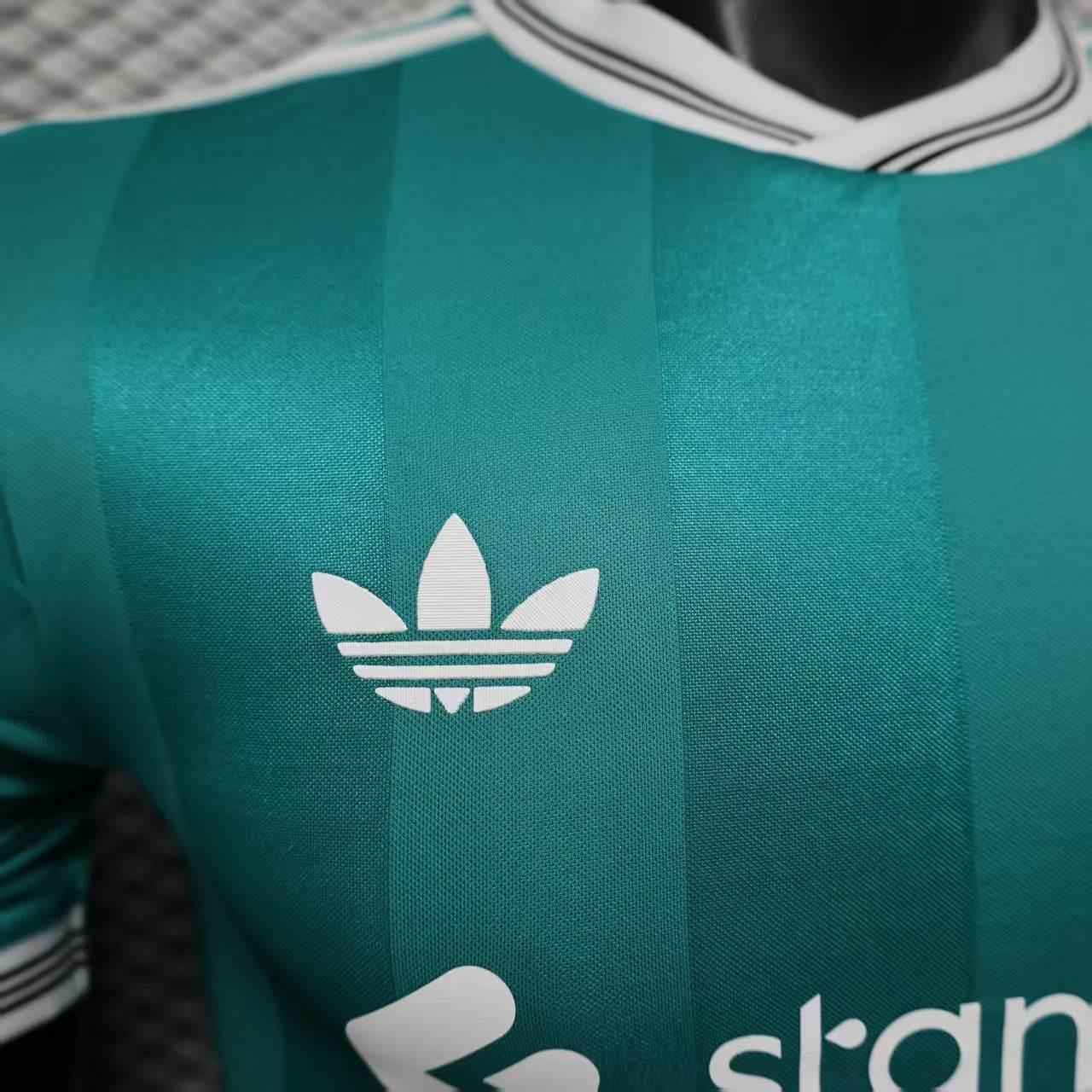 Liverpool away green football jersey 25/26 - player version