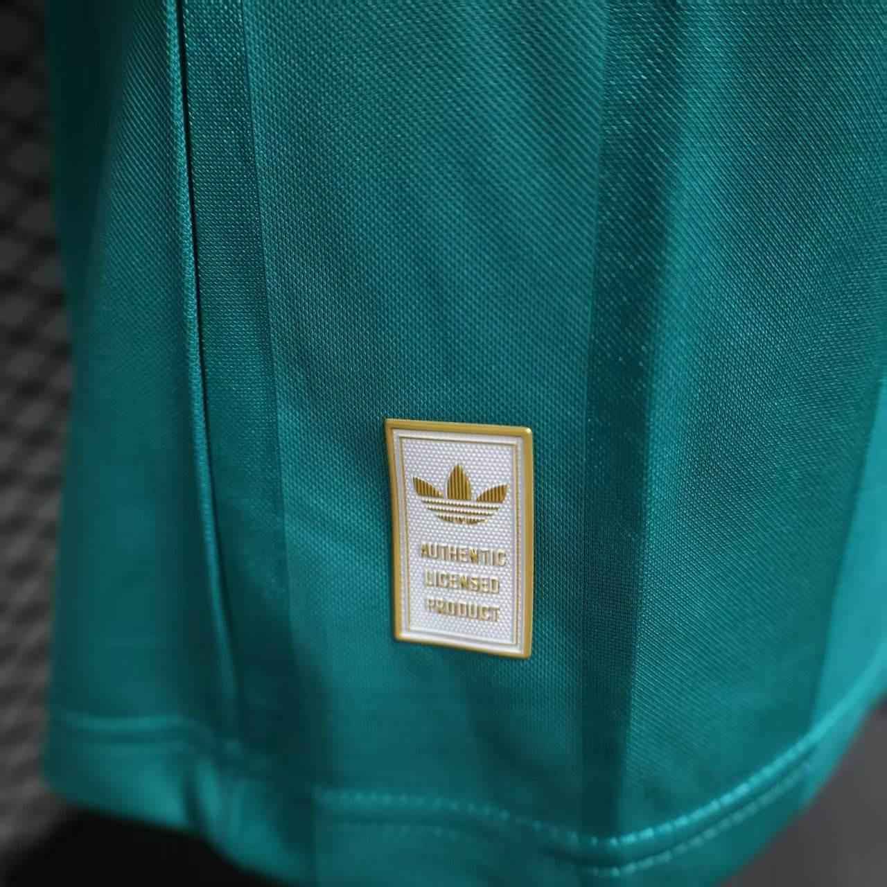 Liverpool away green football jersey 25/26 - player version