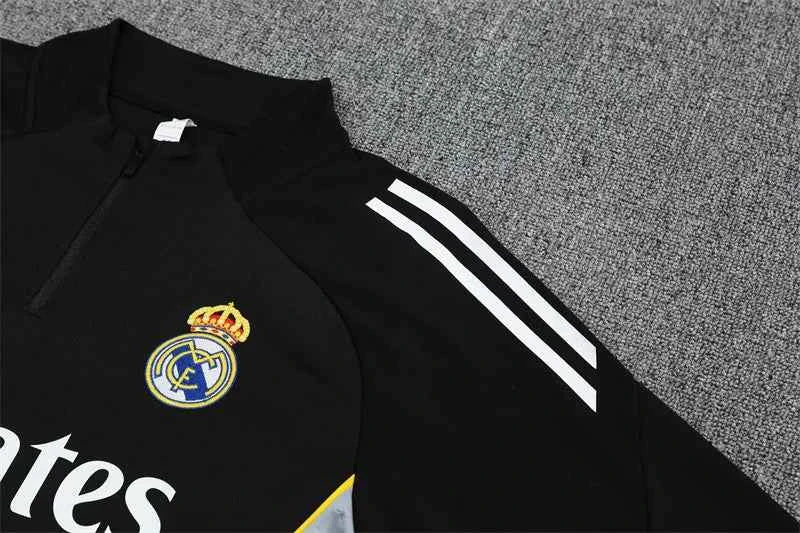 Real Madrid Training Tracksuit Black 25-26 (Kids And Man )