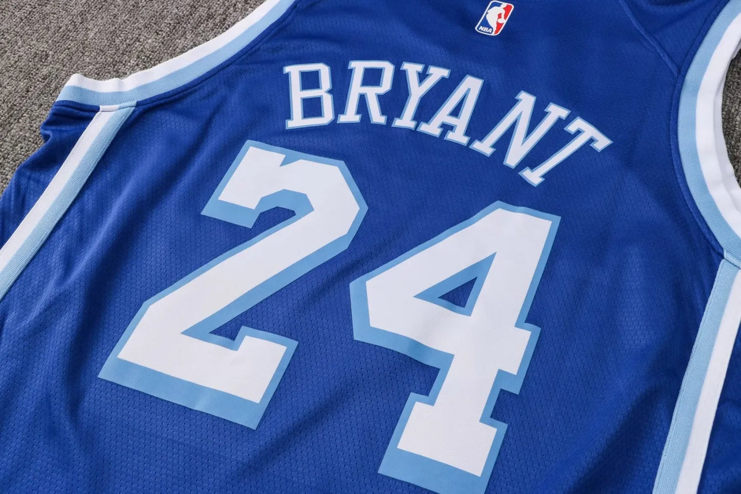 NBA retro Laker Kobe Bryant No.24